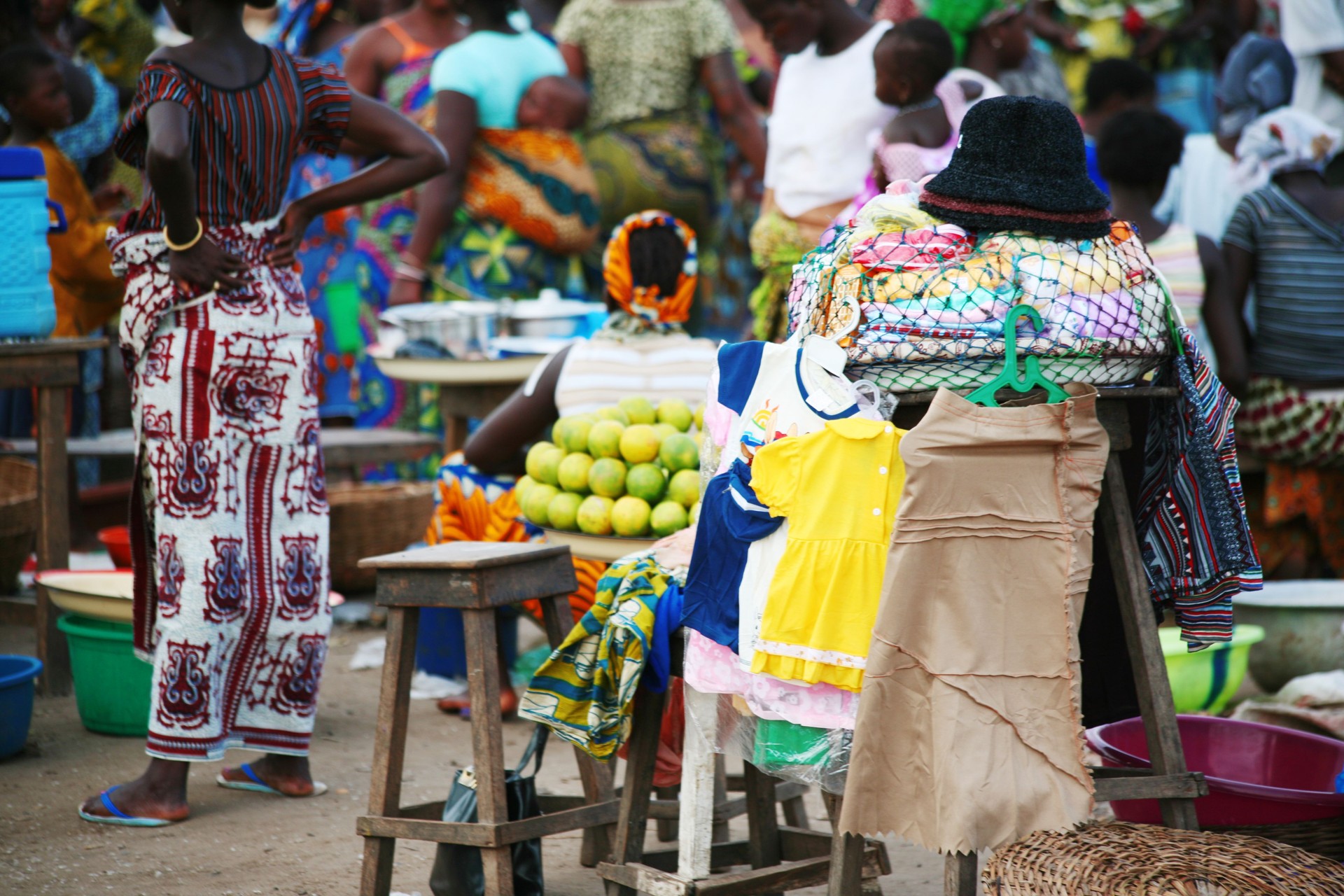 Scène de marché africain.